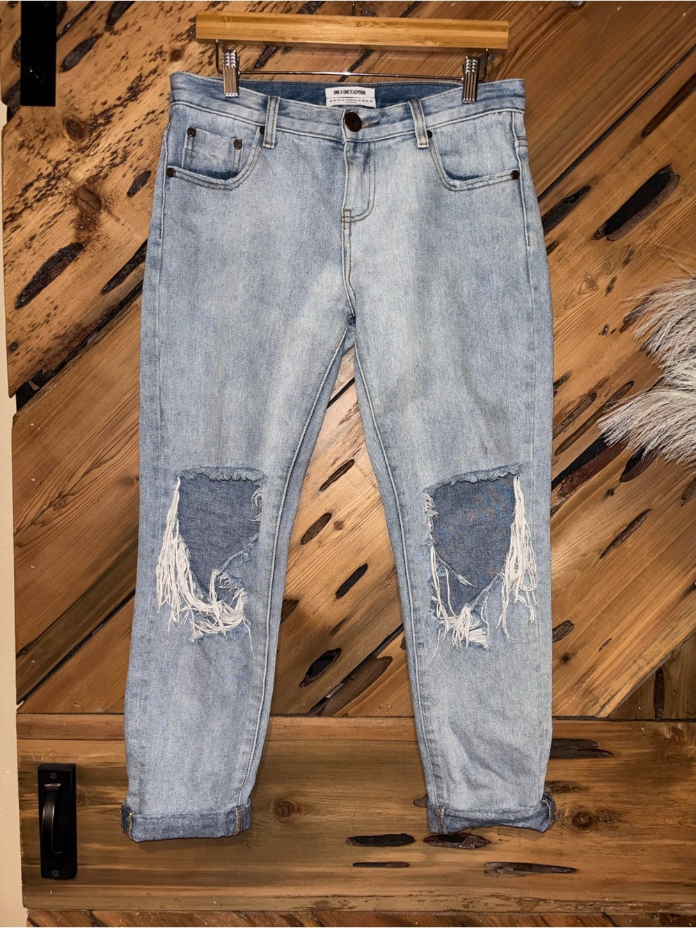 One x Oneteaspoon Light Wash Distressed Jeans